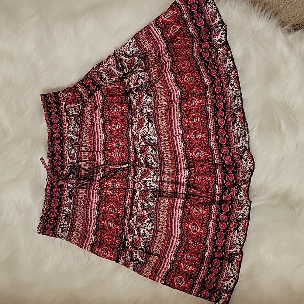 Foremode red blue pink paisley print flare mini skirt elastic waist Medium NEW…